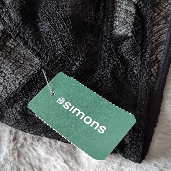 NWT LACE WIRELESS BRA, XS - Picture 13 of 14